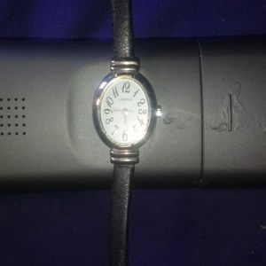 Woman leather watch